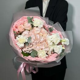 Gentle Flowers Lessner