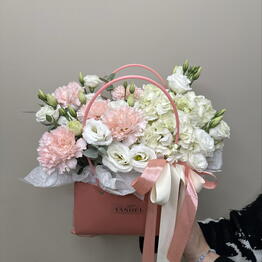 Yashel.flowers