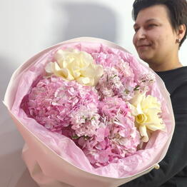 Розовый сад