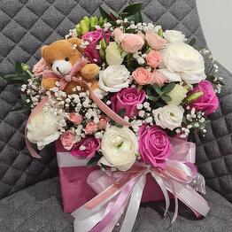 Comprar Entrega de flores mañana ranúnculos, Flores y regalos Riga, Letonia  - Enviar Mismo Día & Entrega Al Día Siguiente