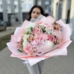 Три Бутона