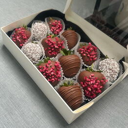 STRAWBERRIES /Мурманск