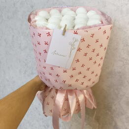 Bucket_of_marshmallows