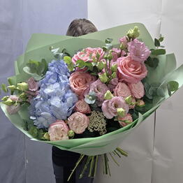 Beautiful Flowers на Можайском шоссе