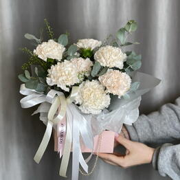 Potseluy&Flower