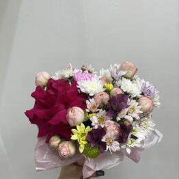 Праздник FLOWERS