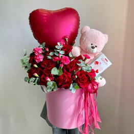Lotus Flowers and Gifts