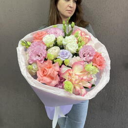 Floristicheskaya masterskaya Lary Karban