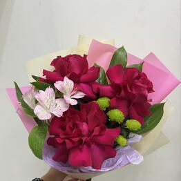 Праздник FLOWERS