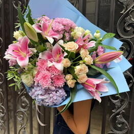 Noosh Flowers
