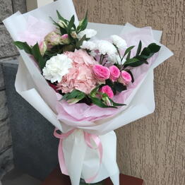 FLOWERS & GIFTS