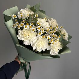 Цветы и подарки