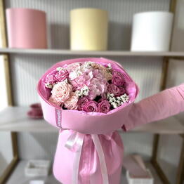 Monellé flowers