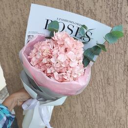FLOWERS & GIFTS