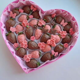 The strawberry case. Gift Workshop