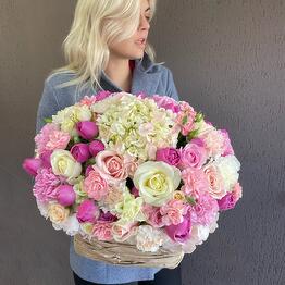 Floristicheskaya masterskaya Lary Karban