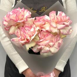 Yani Bouquet