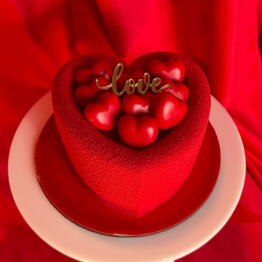 RED RED Cake