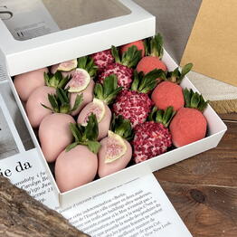 GARDEN - chocolate covered strawberries