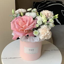 Blanche Flowers на Комендантском