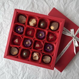 Victera Decor and Chocolate