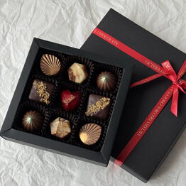 Victera Decor and Chocolate