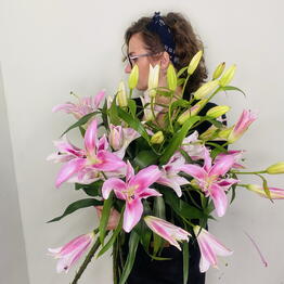 Petale Flowers