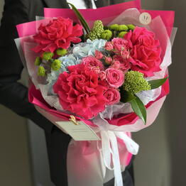 AMOUR FLORA