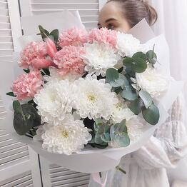 Kirti Flowers