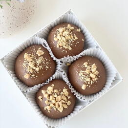 VERY SWEET THINGS