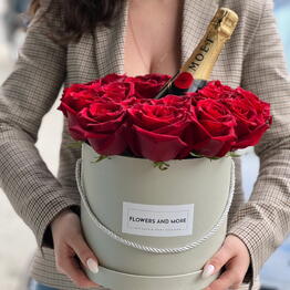 FLOWERS & MORE