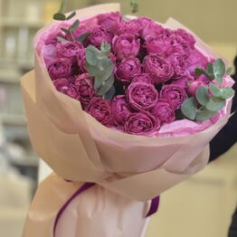 Mai Flowers studio