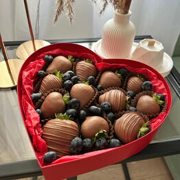 Клубника в шоколаде "FRAEL BERRY"