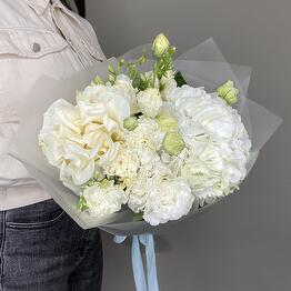 SHE WANTS FLOWERS