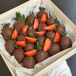 STRAWBERRIES /Мурманск