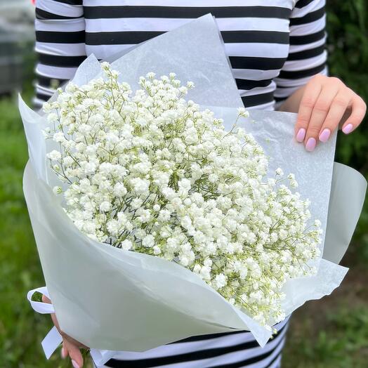 Bouquet of white Gypsophila