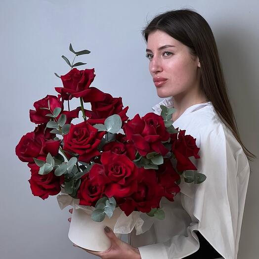 Французские красные розы в коробке 😍