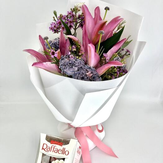 Bouquet "Sweet Surprise"