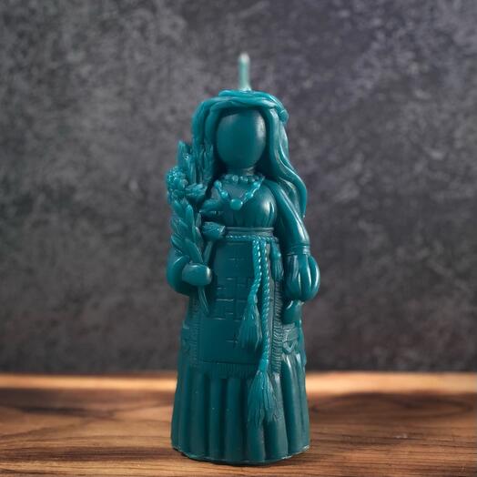 Свеча Берегиня Лесная Целительница оберег из пчелиного воска Изумруд