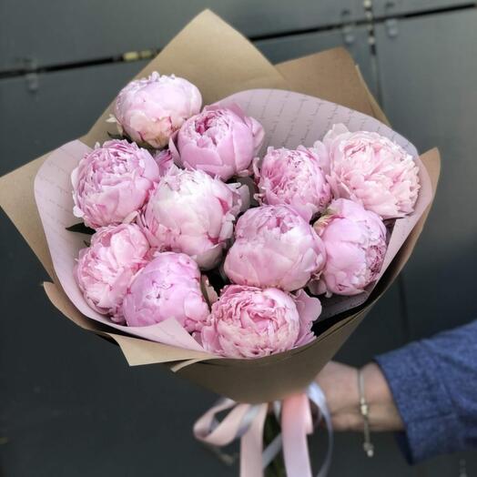 Bouquet of peonies