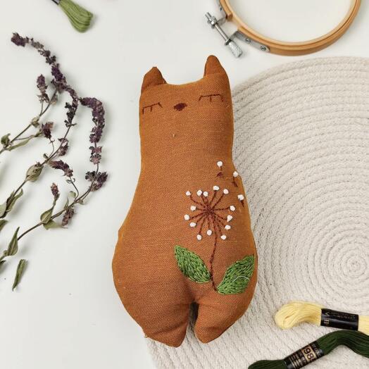 Игрушка из льна "Летний котик"