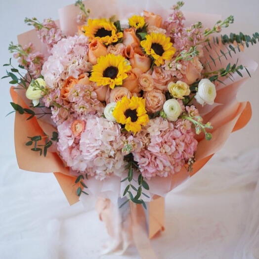 Sunflower Kissed