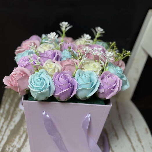 Мыльные розы в коробке 27шт