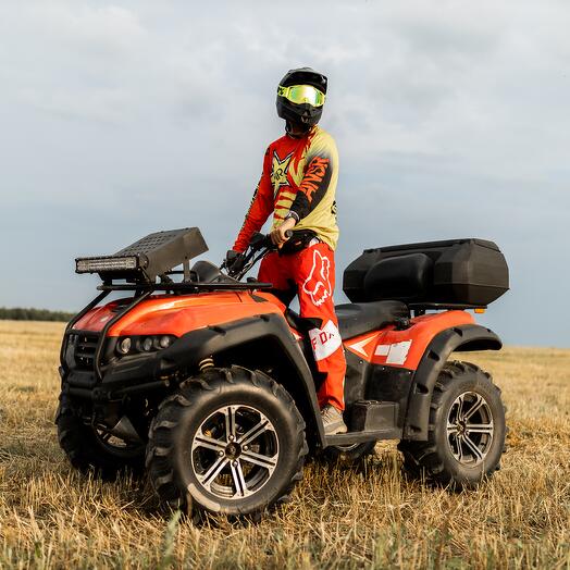 Катание на квадроцикле по маршруту "Тихий уголок"