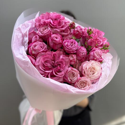 Букет из кустовых и одноголовых пионовидных роз 💕/ Акция от Vivienne Sabo