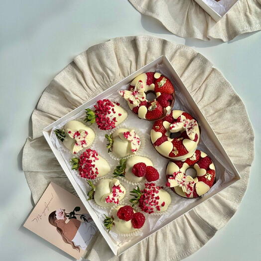 Berry sweets