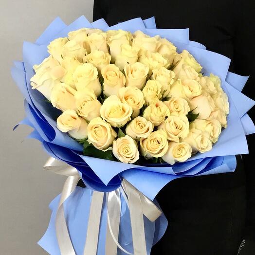 51 Роза Шарман в голубом