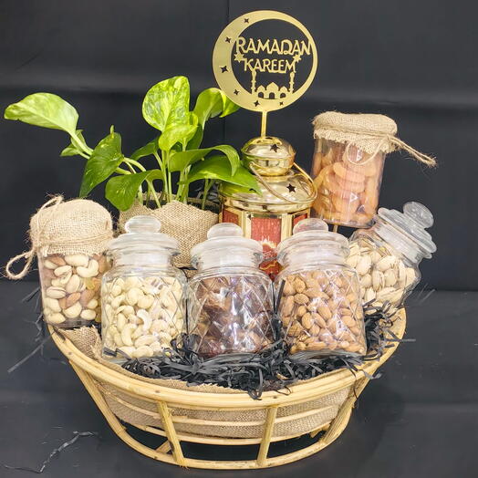 Nuts and Dates Ramadan Basket