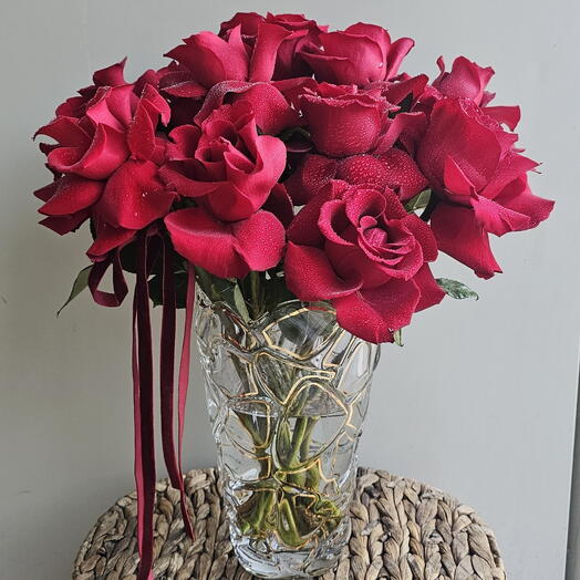 Red Roses in gold vase