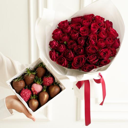 Букет из 35 красных кенийских роз и набор из 9 клубник в шоколаде